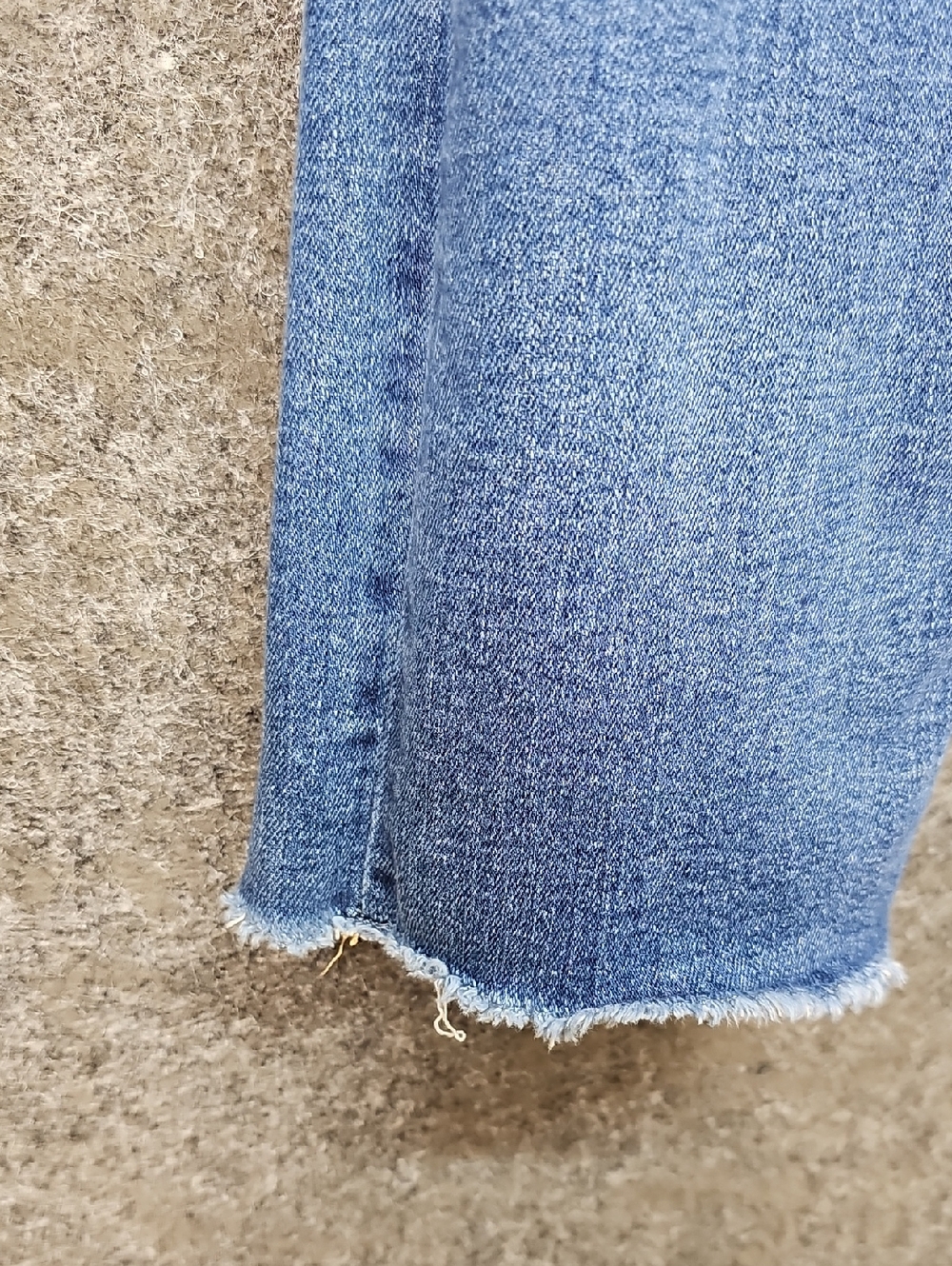 Edgely Mid Rise Slim Boot Cut Faded Disrtress 5 Pocket Dark Wash Jeans, Size 0 - Picture 3 of 8